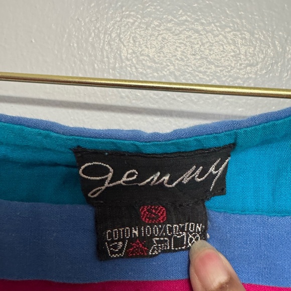 Gemmy Colorful Women's Top - Picture 3 of 10